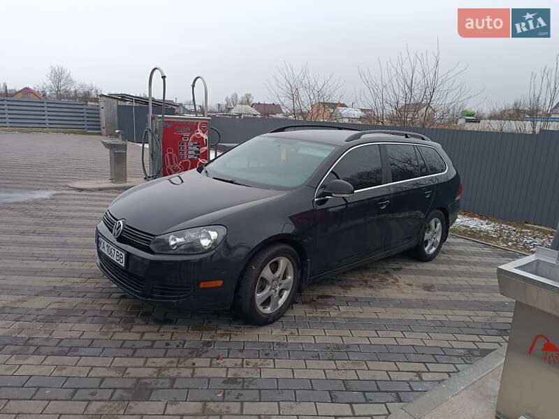 Универсал Volkswagen Jetta 2014 в Киеве