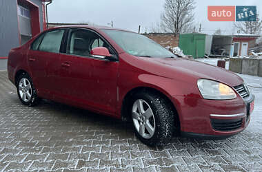 Седан Volkswagen Jetta 2009 в Лубнах