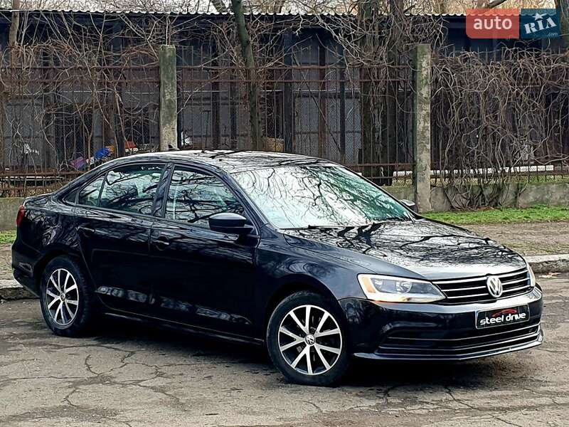 Седан Volkswagen Jetta 2016 в Миколаєві