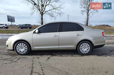 Седан Volkswagen Jetta 2006 в Луцке