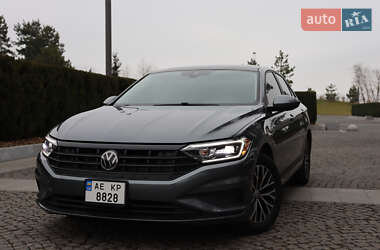 Седан Volkswagen Jetta 2018 в Киеве