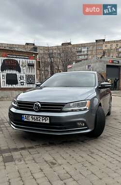 Седан Volkswagen Jetta 2015 в Кривому Розі