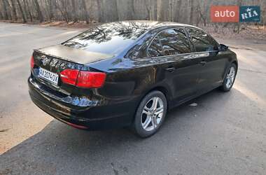 Седан Volkswagen Jetta 2011 в Києві