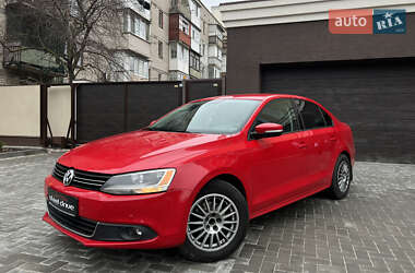 Седан Volkswagen Jetta 2014 в Миколаєві