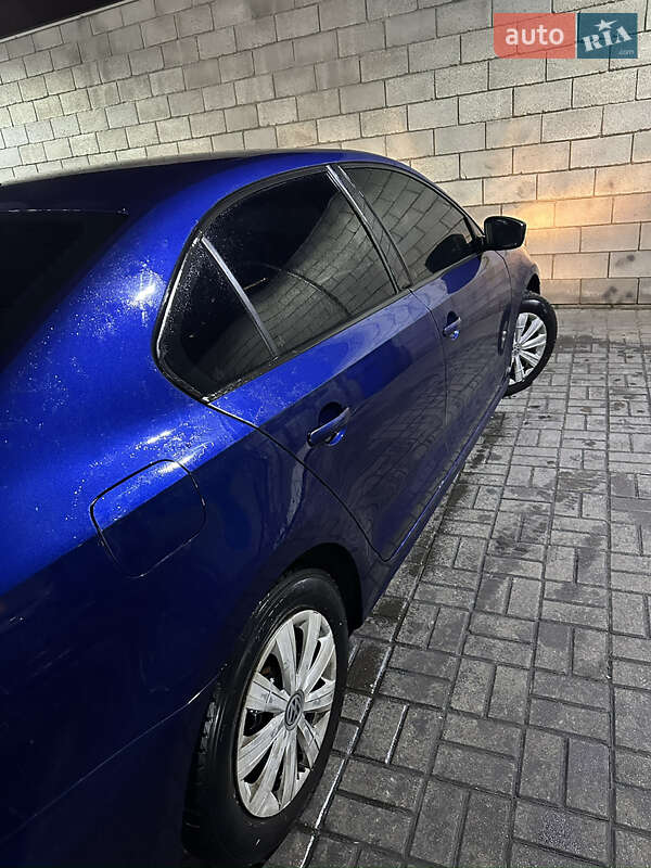 Седан Volkswagen Jetta 2014 в Києві