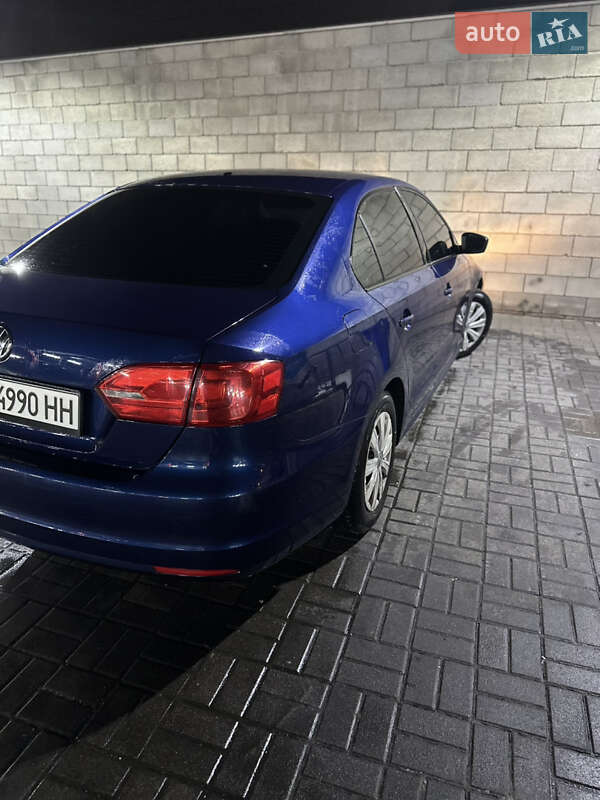 Седан Volkswagen Jetta 2014 в Києві