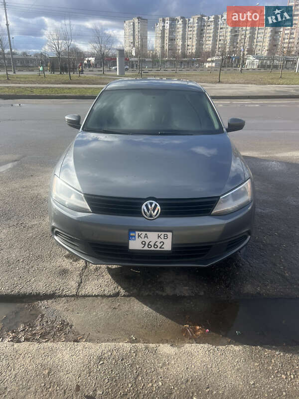 Седан Volkswagen Jetta 2011 в Харькове