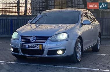 Седан Volkswagen Jetta 2008 в Тернополі