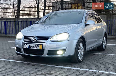 Седан Volkswagen Jetta 2008 в Тернополі