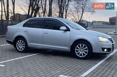 Седан Volkswagen Jetta 2008 в Тернополі