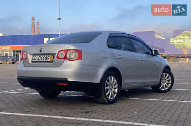 Седан Volkswagen Jetta 2008 в Тернополі