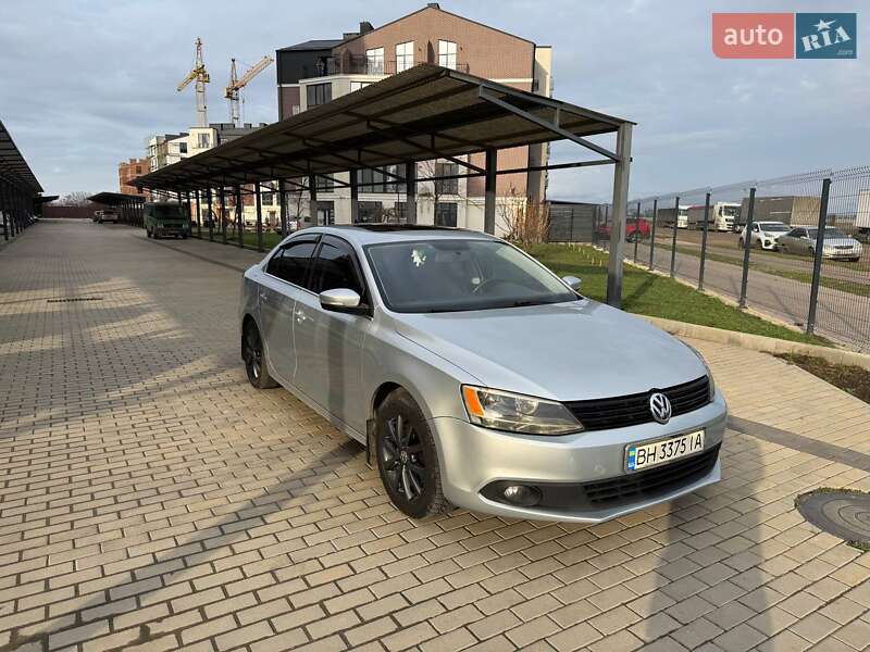 Седан Volkswagen Jetta 2013 в Одессе