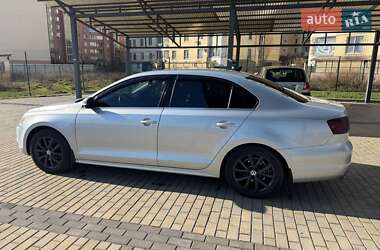 Седан Volkswagen Jetta 2013 в Одессе