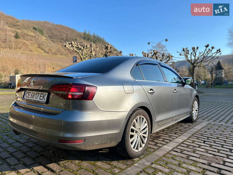 Седан Volkswagen Jetta 2015 в Кам'янець-Подільському