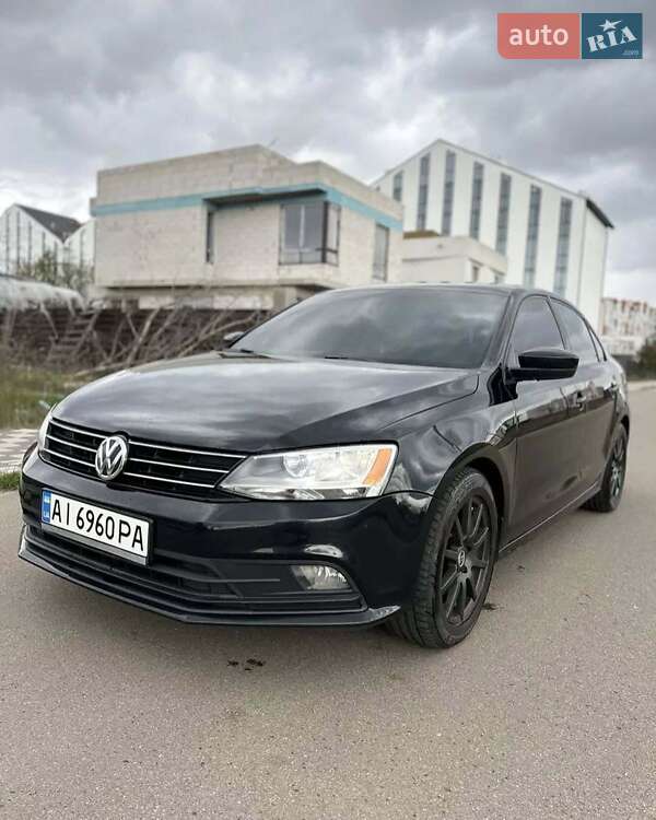 Седан Volkswagen Jetta 2014 в Львові