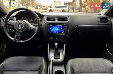 Седан Volkswagen Jetta 2010 в Одесі