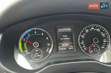 Седан Volkswagen Jetta 2012 в 