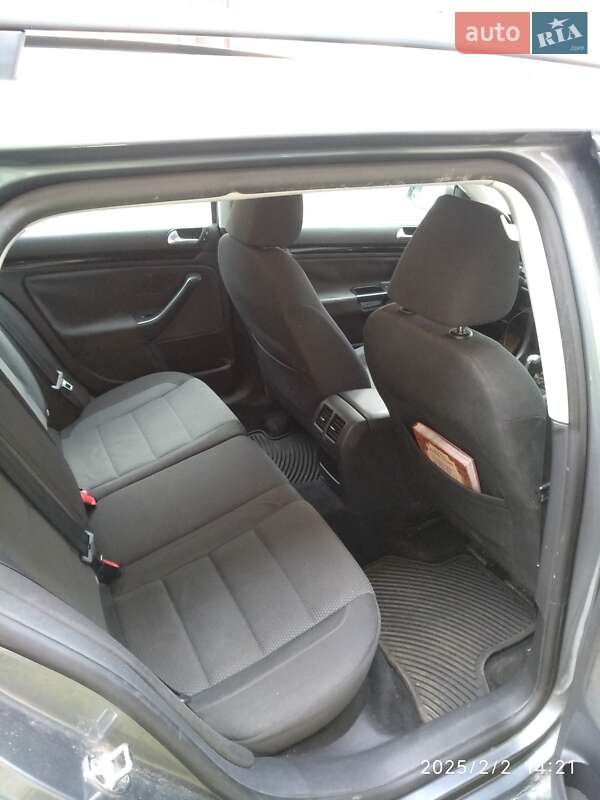 Универсал Volkswagen Jetta 2013 в Львове