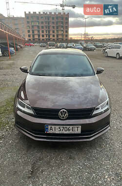 Седан Volkswagen Jetta 2016 в Ірпені