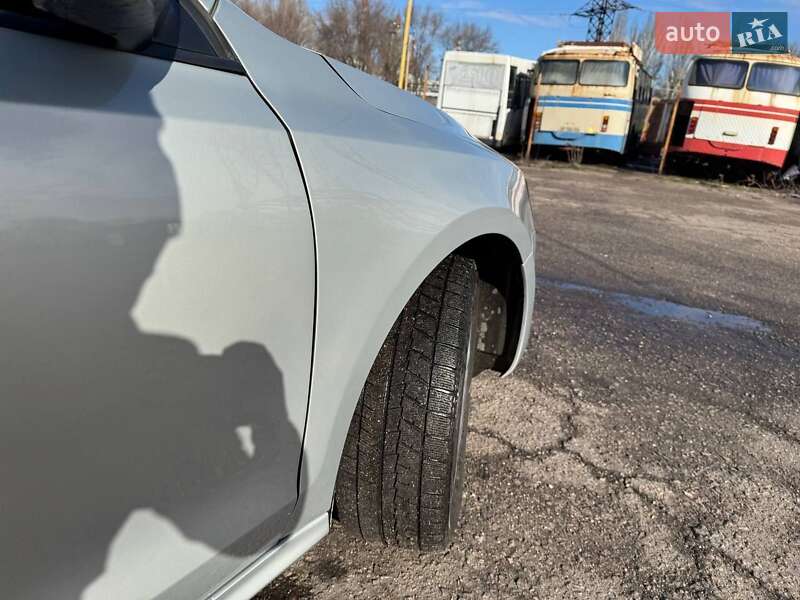 Седан Volkswagen Jetta 2011 в Запорожье