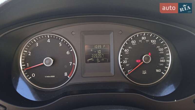 Седан Volkswagen Jetta 2012 в Кропивницькому