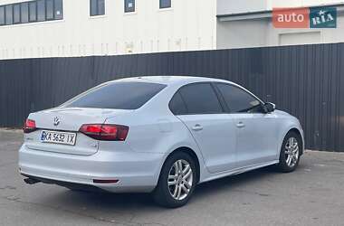 Седан Volkswagen Jetta 2017 в Києві