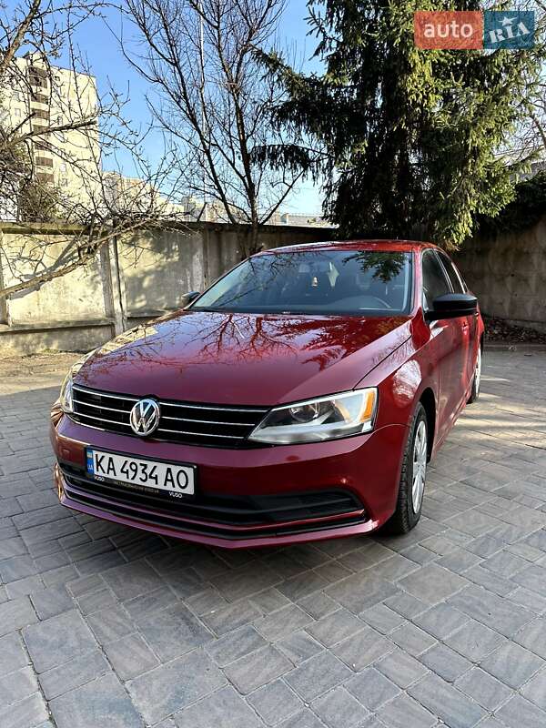 Седан Volkswagen Jetta 2015 в Києві