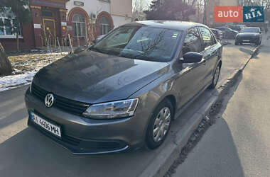 Седан Volkswagen Jetta 2013 в Києві