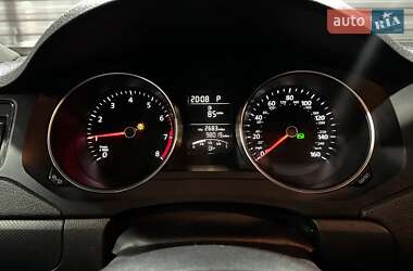 Седан Volkswagen Jetta 2016 в 