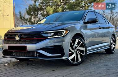 Седан Volkswagen Jetta 2019 в Днепре