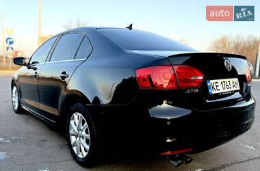 Седан Volkswagen Jetta 2013 в Дніпрі