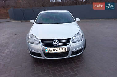 Седан Volkswagen Jetta 2010 в Николаеве