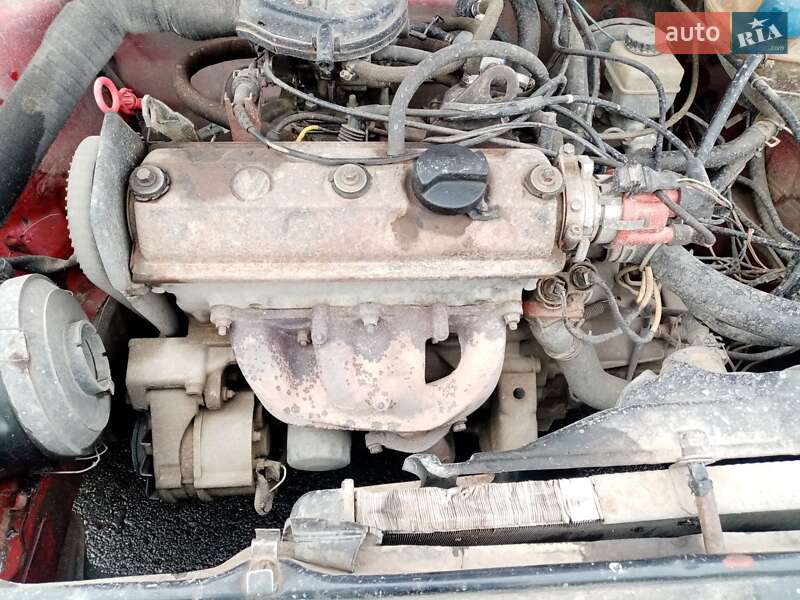 Седан Volkswagen Jetta 1988 в Рогатине