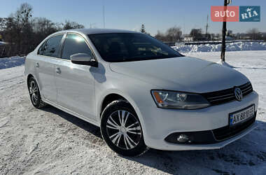 Седан Volkswagen Jetta 2014 в Харькове