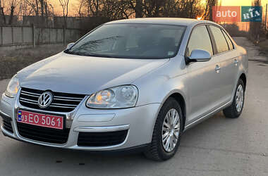 Седан Volkswagen Jetta 2006 в Николаеве