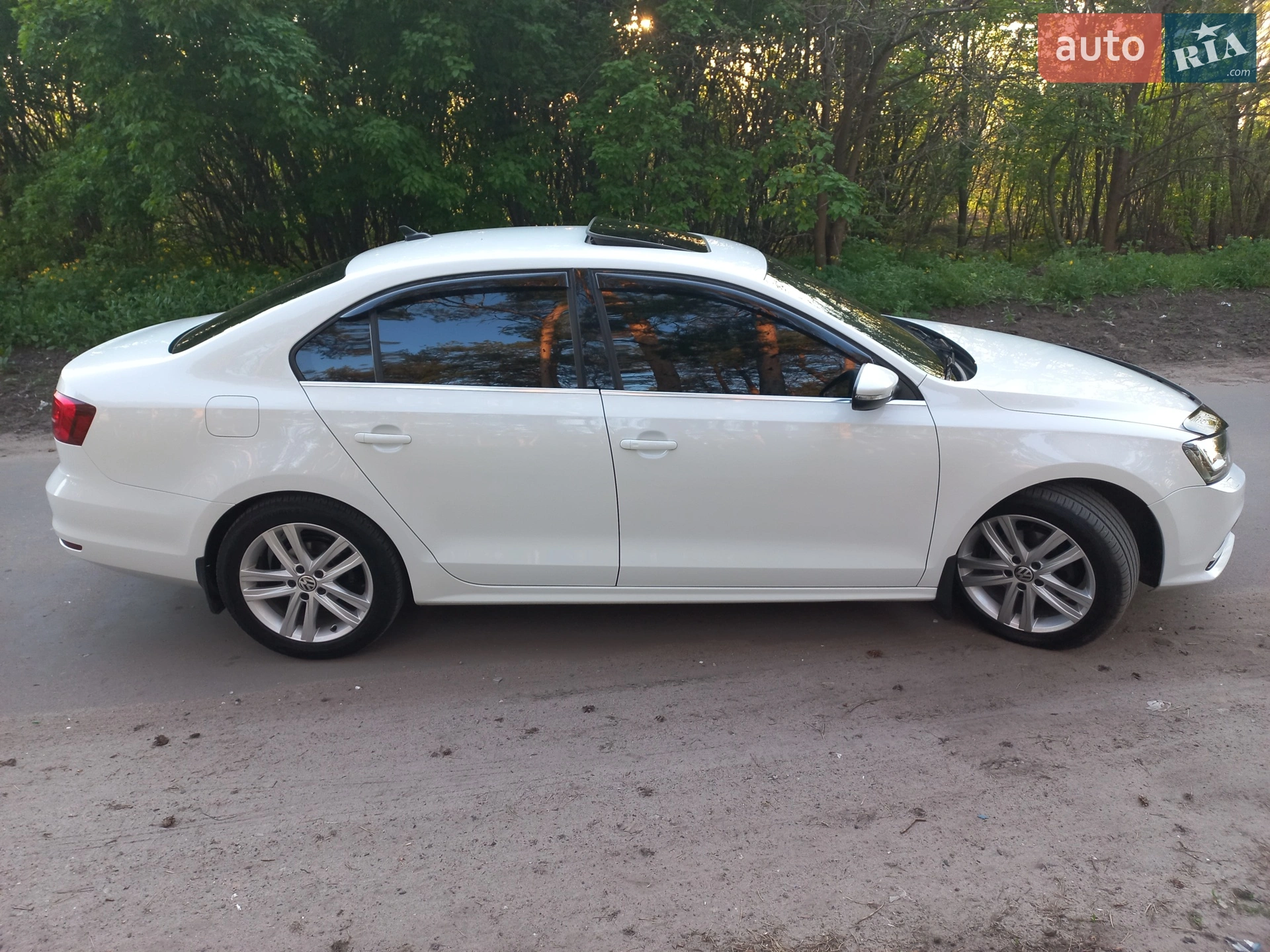 Volkswagen Jetta 2014 VIN WVWZZZ16ZFM011850 фото оголошення 6 з 23
