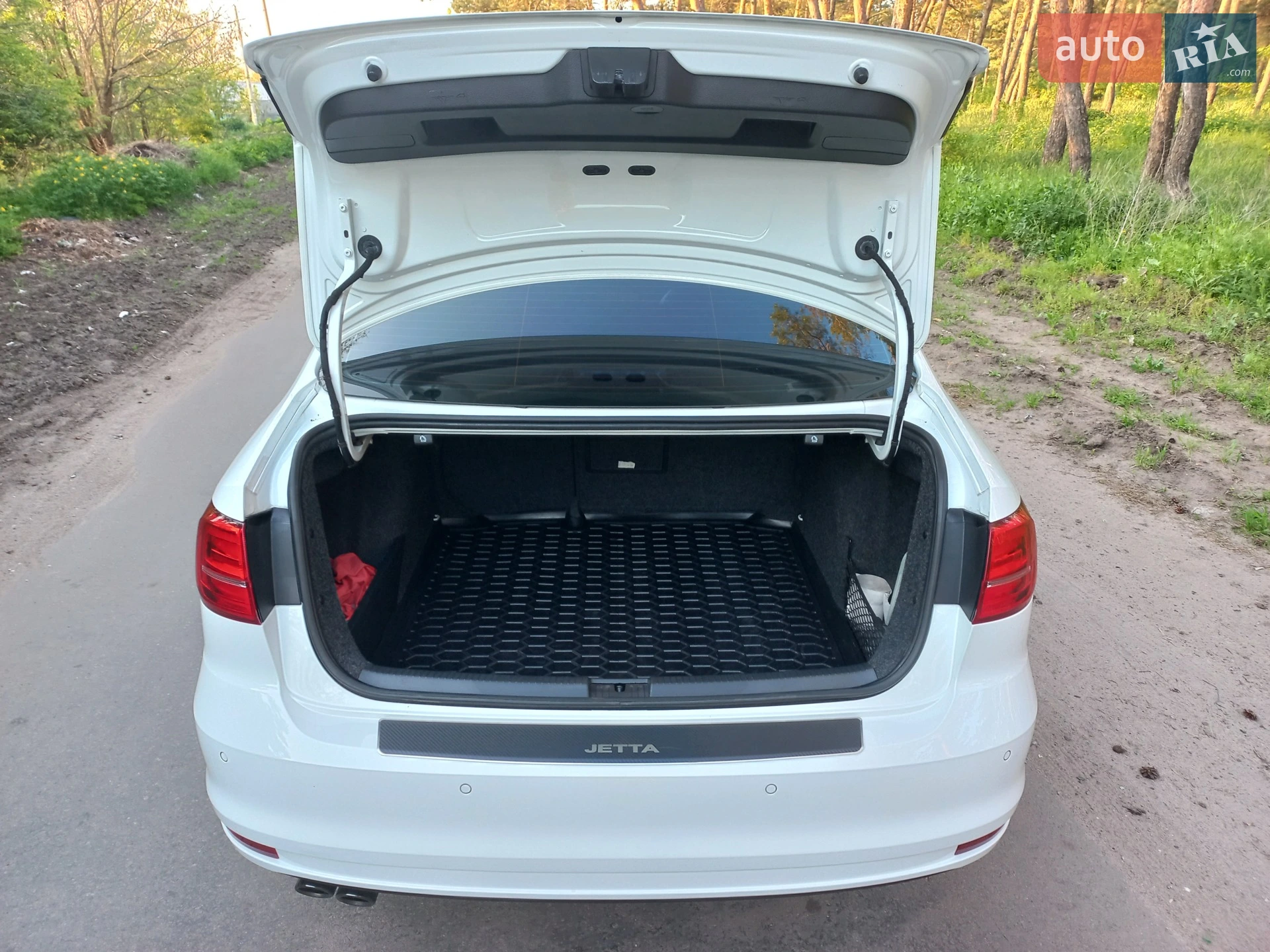Volkswagen Jetta 2014 VIN WVWZZZ16ZFM011850 фото оголошення 12 з 23