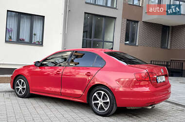 Седан Volkswagen Jetta 2013 в Львове