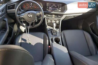 Седан Volkswagen Jetta 2019 в 