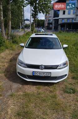 Седан Volkswagen Jetta 2012 в Тернополе