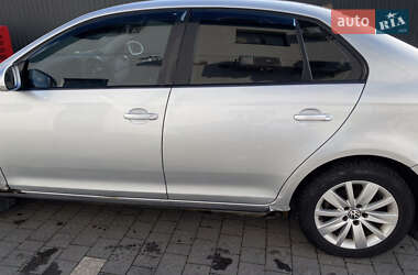 Седан Volkswagen Jetta 2006 в 