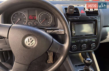 Седан Volkswagen Jetta 2006 в 