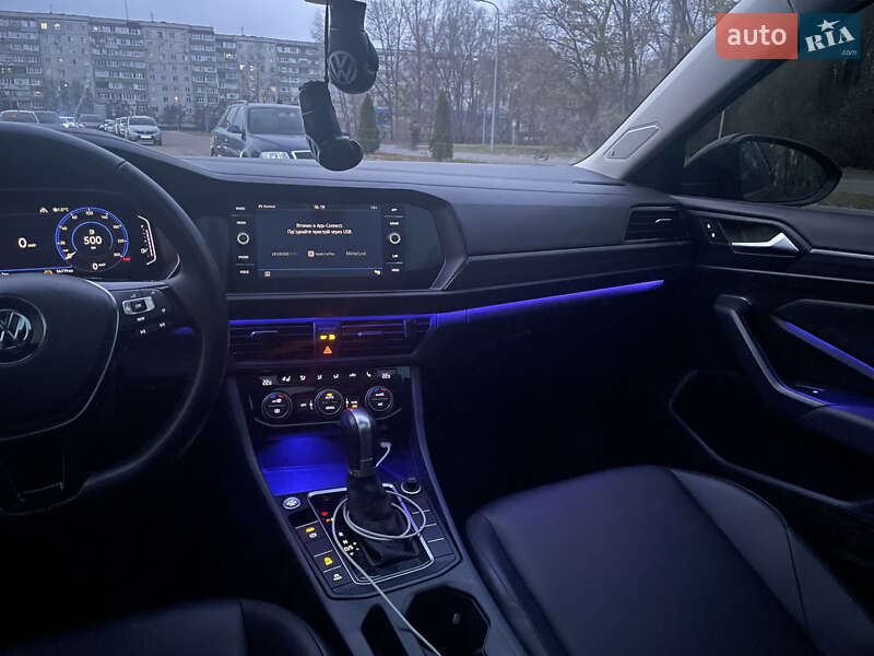 Седан Volkswagen Jetta 2018 в Сумах