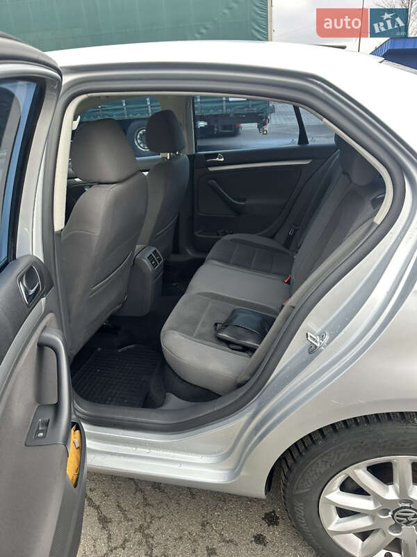Седан Volkswagen Jetta 2008 в Ратным