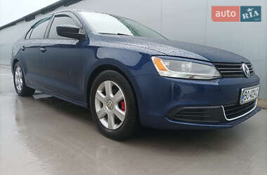 Седан Volkswagen Jetta 2013 в Лановцах