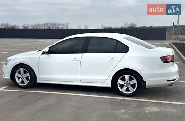 Седан Volkswagen Jetta 2016 в Боярке