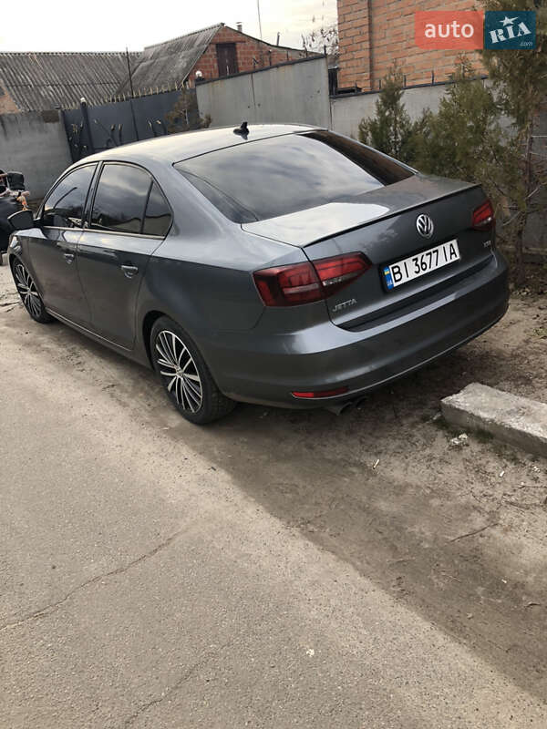 Седан Volkswagen Jetta 2016 в Полтаві