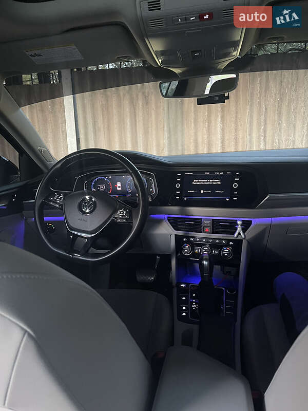 Седан Volkswagen Jetta 2019 в Кривому Розі
