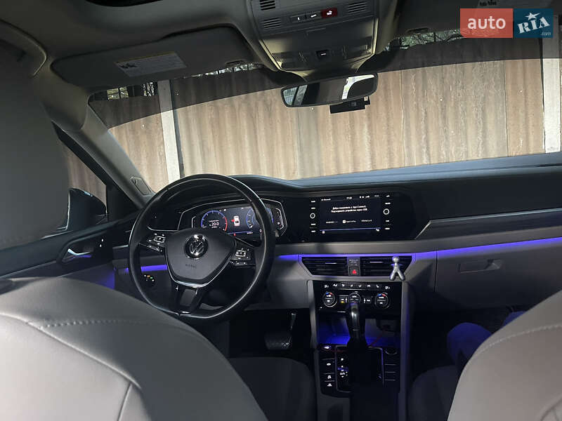 Седан Volkswagen Jetta 2019 в Кривому Розі