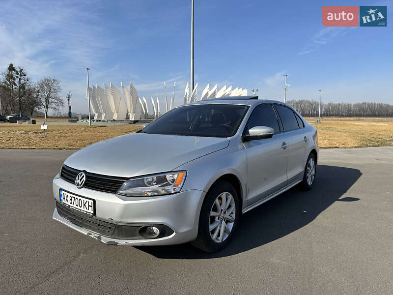 Седан Volkswagen Jetta 2013 в Смеле